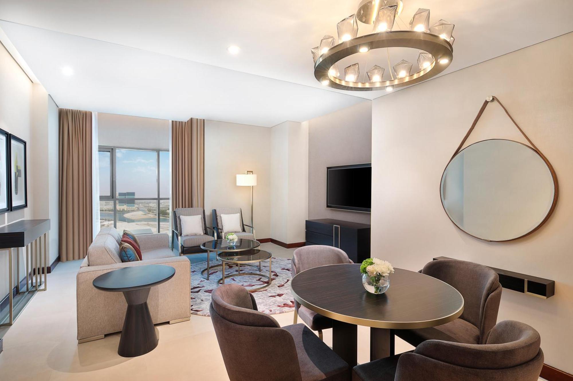 Hilton Doha The Pearl Hotel Exterior foto